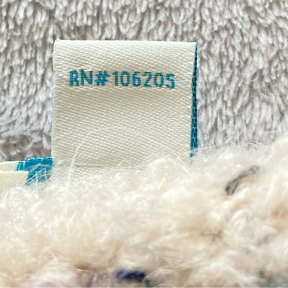 Sundance Acrylic + Alpaca Blend Boucle Knit Sleeveless Shawl Collar Cardigan - Picture 4 of 7